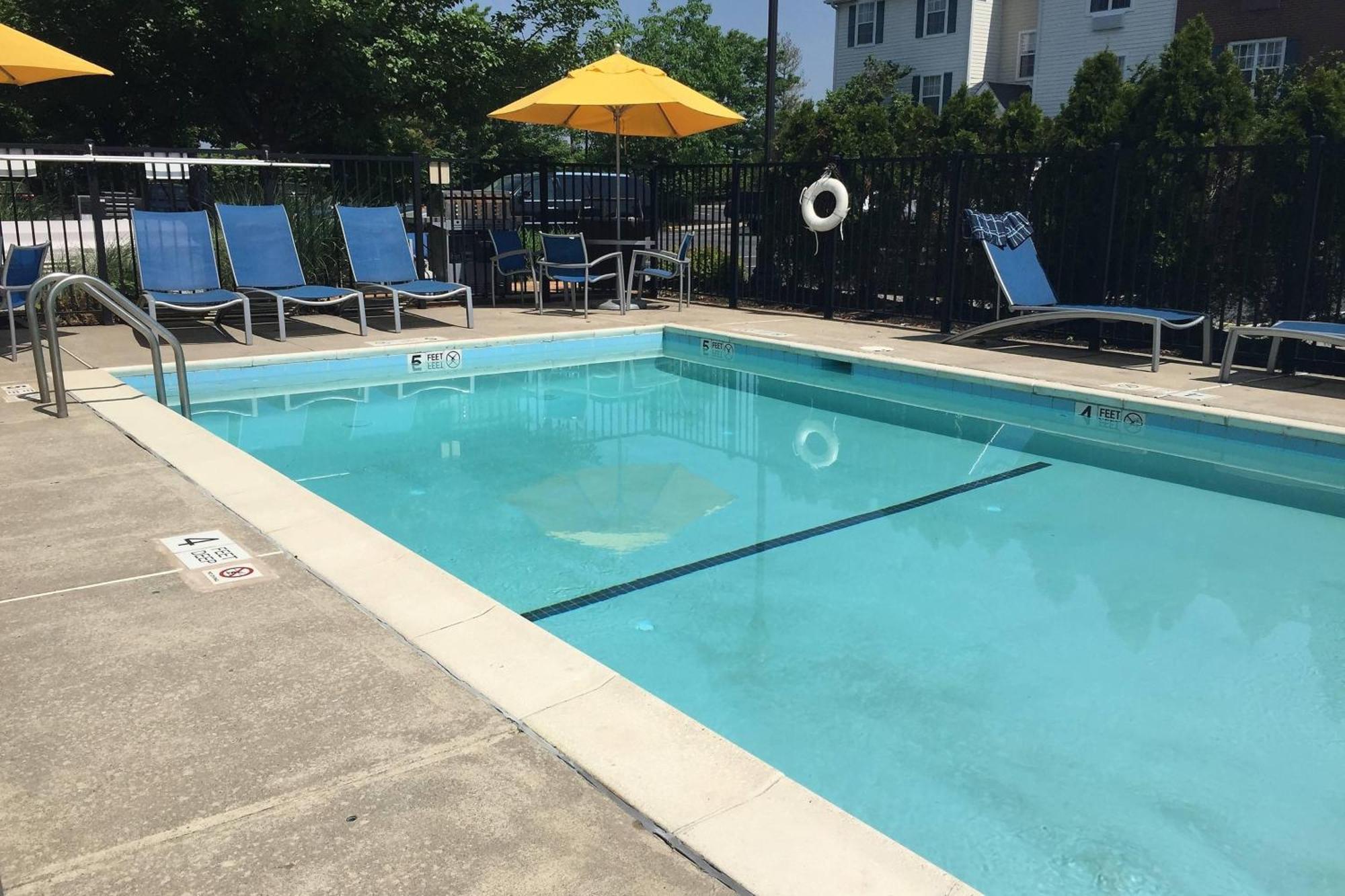 Towneplace Suites Philadelphia Horsham Exterior photo