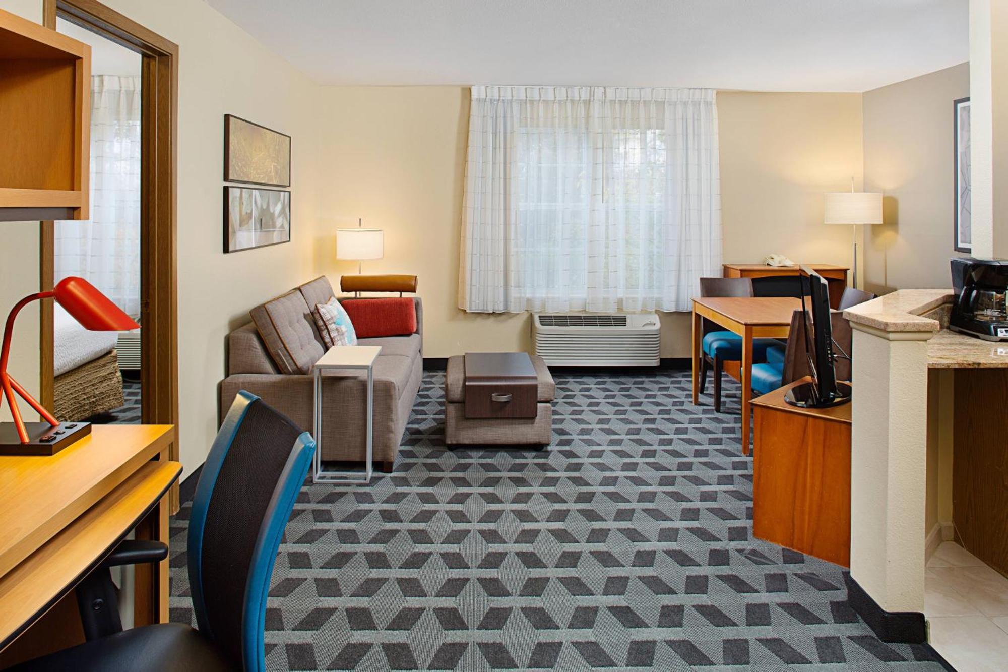 Towneplace Suites Philadelphia Horsham Exterior photo